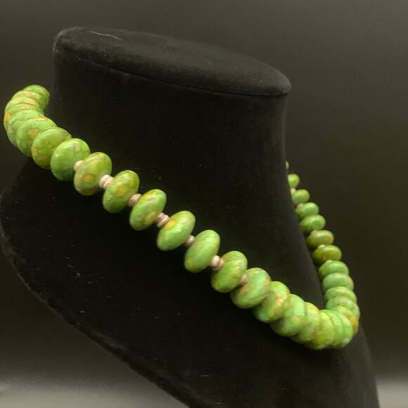 Vintage Green Copper Turquoise Necklace - Picture 10 of 16